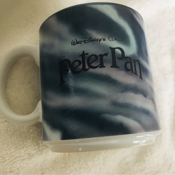 Disney Peter Pan mug cup Vintage - Picture 2 of 8